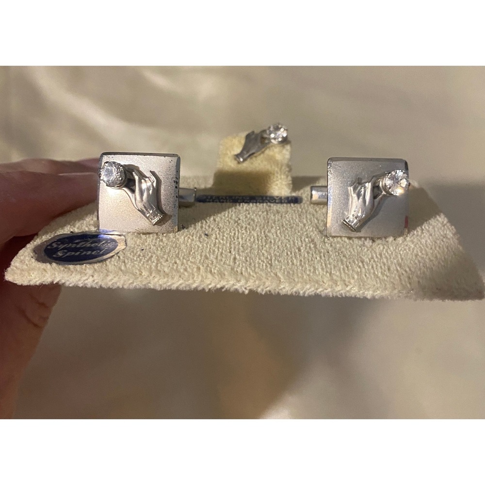 Vintage Silver-Tone Golf Glove Cuff Links - Unbranded